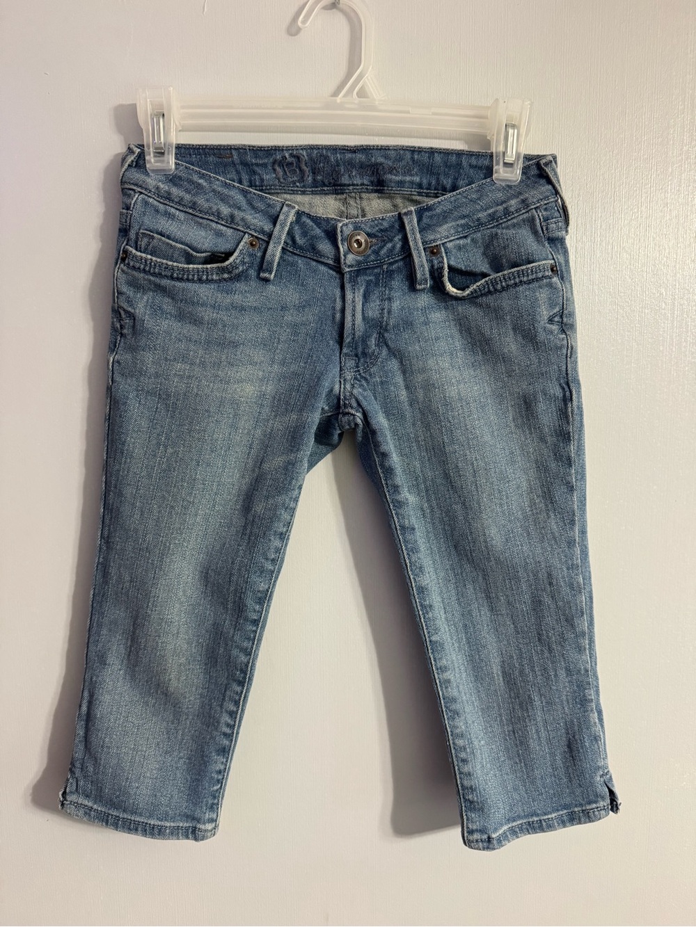 Bullhead Low Rise Y2K Light Blue Denim Jean Shorts Size 00